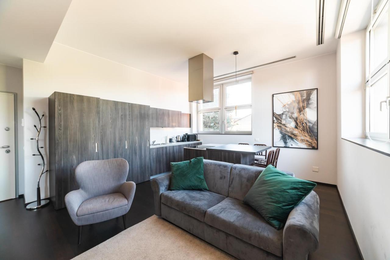 Апартаменти Moderno Bilocale 64Mq Con Parcheggio E Palestra Мілан Екстер'єр фото